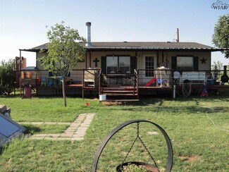 14720 Bray Rd, Electra, TX 76360