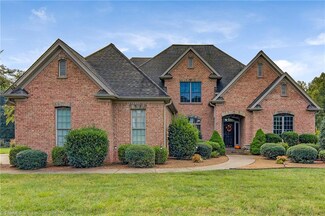 8517 Merriman Farm Rd, Oak Ridge, NC 27310