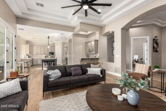 631 W Azalea Dr, Chandler, AZ 85248