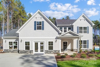 120 Mathis Dr, Union Grove, NC 28689