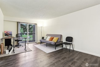 14650 NE 32nd St Unit A14, Bellevue, WA 98007