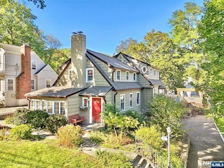 33 E Glen Ave, Ridgewood, NJ 07450