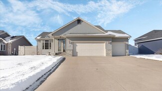 1721 Prairie View Ln NE, Sauk Rapids, MN 56379