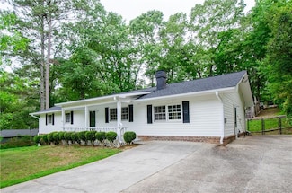 2923 Bicentennial Dr, Stone Mountain, GA 30087