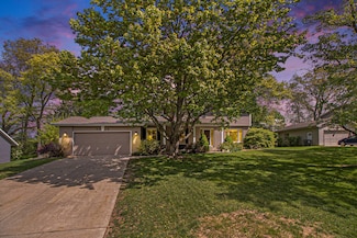 2314 Hickory Point Dr N, Portage, MI 49024