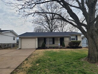 2536 Nathan Dr, Saint Louis, MO 63136