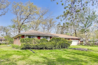 3N740 Oakleaf Dr, Bensenville, IL 60106