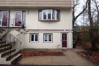 72a Cushing St Unit 1, Cambridge, MA 02138