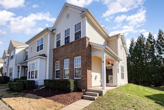 7841 Silverthread Ln, Raleigh, NC 27617
