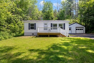 340 River Rd, Buxton, ME 04093