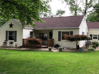 89 W Southern Ave, Columbiana, OH 44408