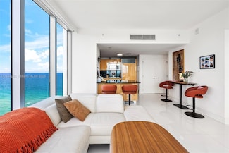 6899 Collins Ave Unit 2004, Miami Beach, FL 33141