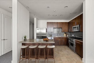3100 W 7th St Unit 719, Fort Worth, TX 76107
