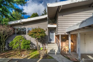104 NE 158th St, Shoreline, WA 98155