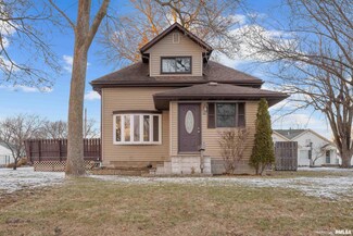 2138 W 16th St, Davenport, IA 52804