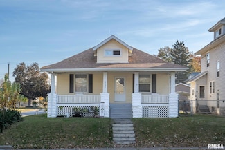 2035 N Marquette St, Davenport, IA 52804