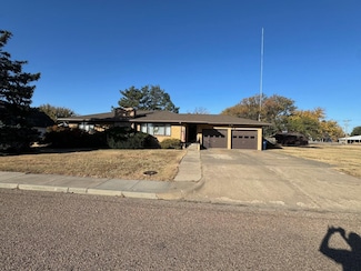 115 N School St, Ness City, KS 67560