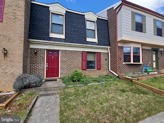 2115 Mager Dr, Herndon, VA 20170