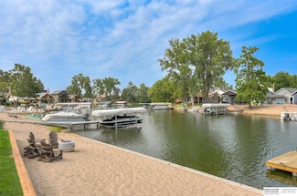 1109 Cottonwood Ln, Fremont, NE 68025
