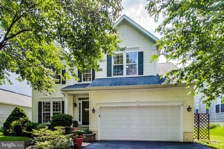 25915 Sarazen Dr, Chantilly, VA 20152