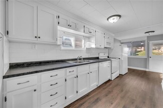 2914 N 8th St, Saint Joseph, MO 64505
