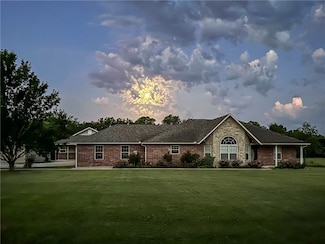 19253 Highway 16, Siloam Springs, AR 72761