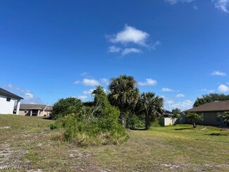 3114 26th St SW, Lehigh Acres, FL 33976