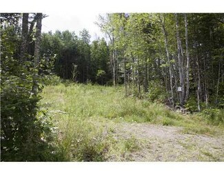 44 Sunken Bridge Rd, Winterport, ME 04496