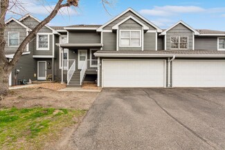 8039 Belair Ln, Eden Prairie, MN 55347
