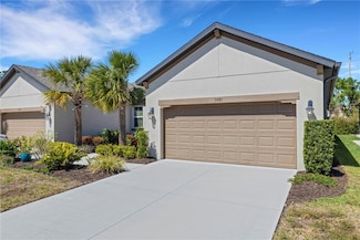5985 Amberly Dr, Bradenton, FL 34208