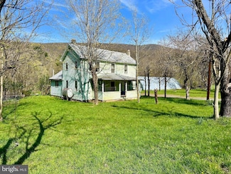 17789 Petersburg Pike, Petersburg, WV 26847