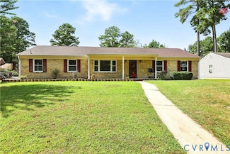 100 Red Fox Rd, Colonial Heights, VA 23834