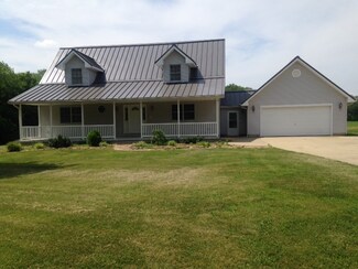 5454 E Ebenezer Ln, Olney, IL 62450