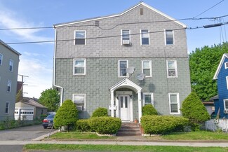 20 Olivine St, Chicopee, MA 01013