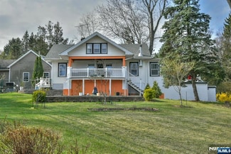 279 Boonton Ave, Butler, NJ 07405
