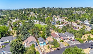 285 Earlington Ave SW, Renton, WA 98057