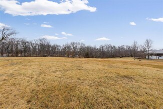 4209 Hwy Ee, Farmington, MO 63640