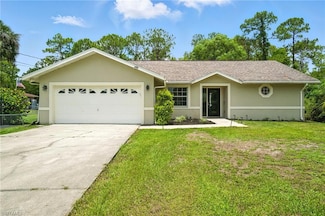 2711 4th St NW, Naples, FL 34120