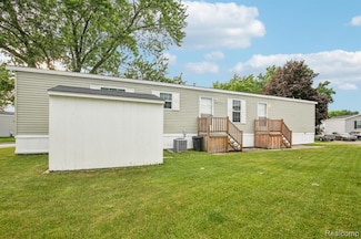 4726 Harrow Ct, Sterling Heights, MI 48310