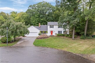1526 Merino Cir NE, Massillon, OH 44646