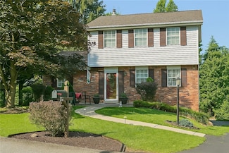 560 Monticello Dr, Delmont, PA 15626