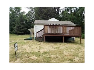 212 Mahle Rd, Clarksville, PA 15322