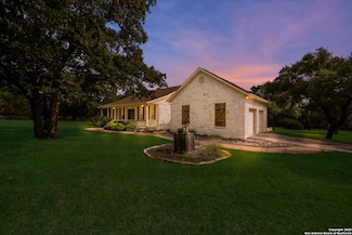 409 River Mountain Dr, Boerne, TX 78006