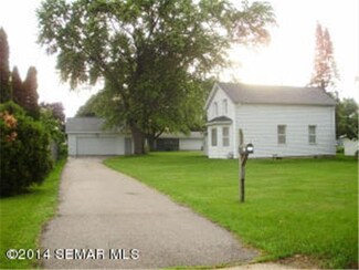 972 972 Bluff Ave, St. Charles, MN 55972