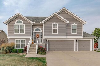 1007 Timberline Dr, Cameron, MO 64429
