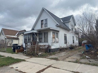 1964 Chase St, Toledo, OH 43611