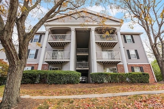 12830 Portulaca Dr Unit B, Saint Louis, MO 63146
