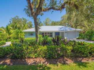 3902 Sabal Palm Dr, Vero Beach, FL 32963