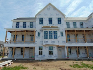 107 Parkerwood Ln, West Lafayette, IN 47906