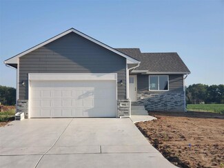 10522 W Wilkinson St, Maize, KS 67101